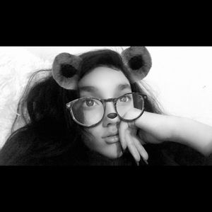 Meet your Posher, Kierstyn